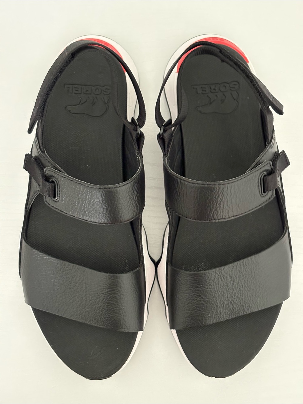 SOREL Kinetic Impact Sling Sandal Black/White/Red Size 8 - EXCELLENT - Picture 4 of 14